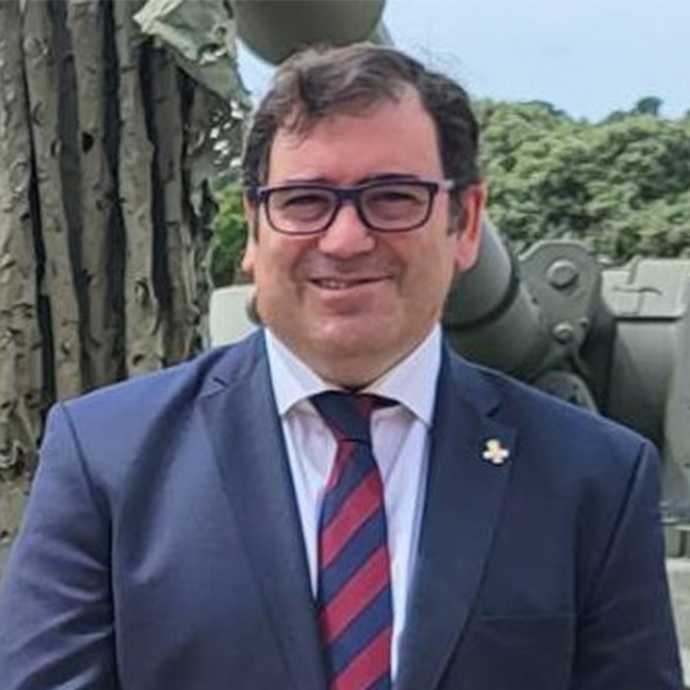Fernando Chacón